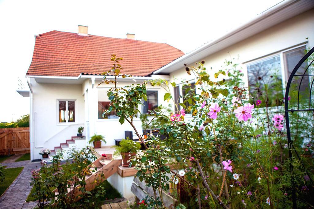 Engels Landhaus Suite Mörbisch am See Eksteriør billede