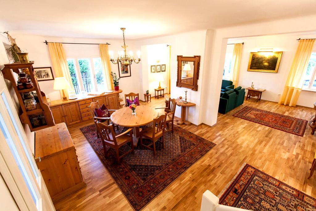 Engels Landhaus Suite Mörbisch am See Eksteriør billede