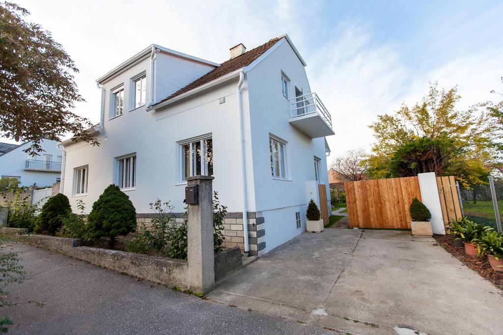 Engels Landhaus Suite Mörbisch am See Eksteriør billede
